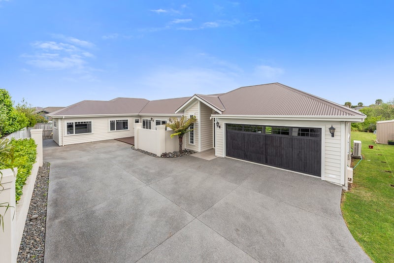 162 Ossie James Drive, Rukuhia, Hamilton - Carousel 2