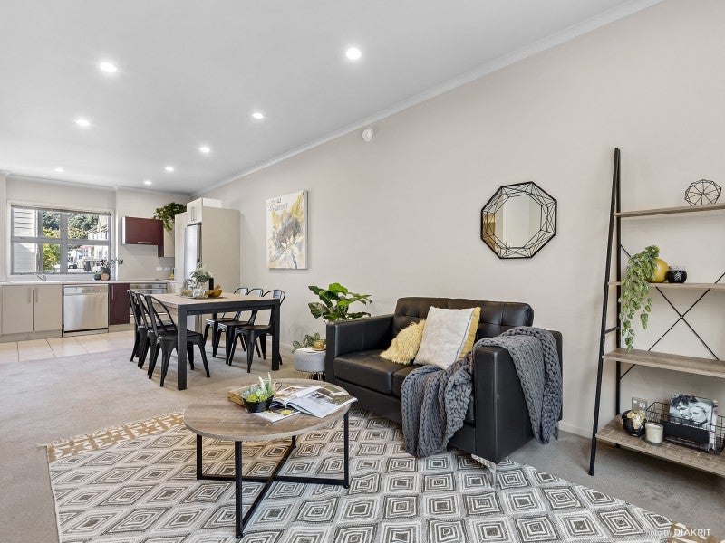 10/60 Owen Street, Newtown, Wellington - Carousel 2