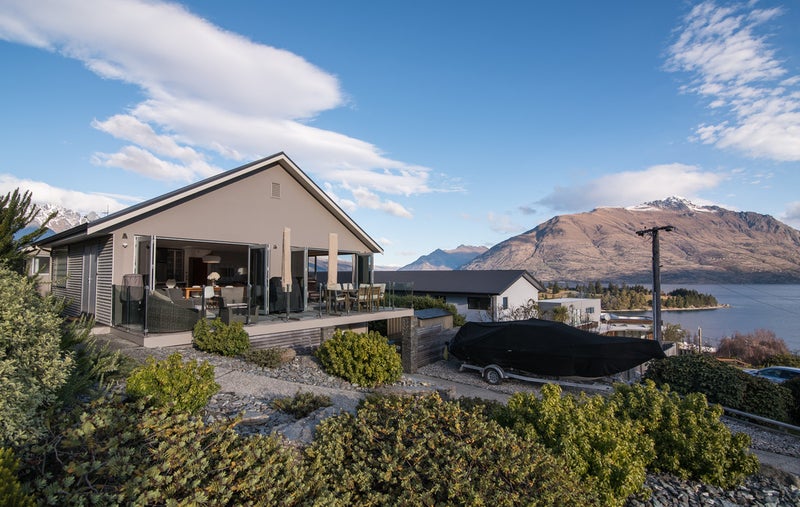 37 Suburb Street, Queenstown, Queenstown - Carousel 19