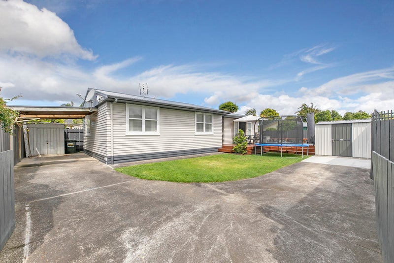 2/0 Grotto Street, Te Papapa, Auckland - Carousel 1