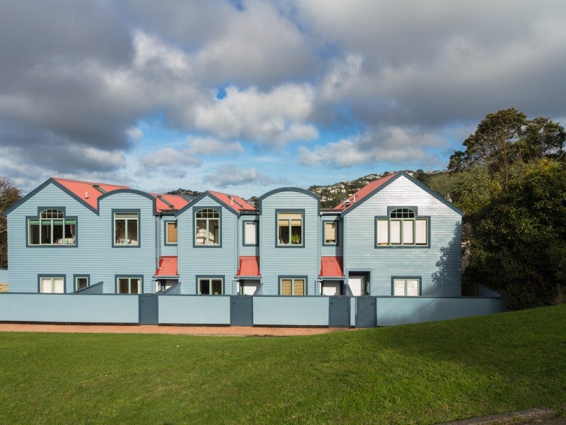 10/93A Kelburn Parade, Kelburn, Wellington - Carousel 1