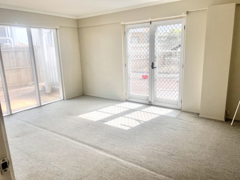 9 Chevis Place, Pakuranga, Auckland - Carousel 15