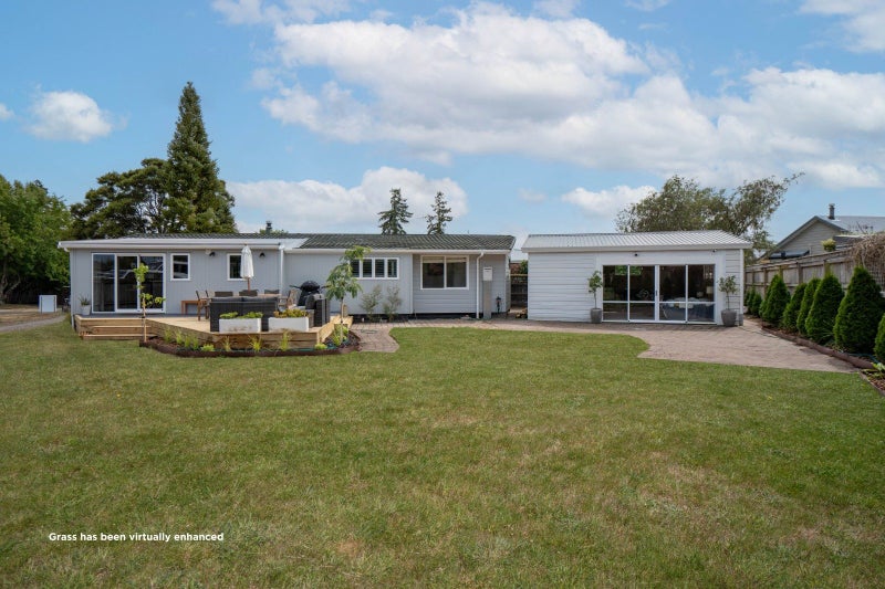 4 Kathleen Place, Rainbow Point, Taupo - Carousel 1