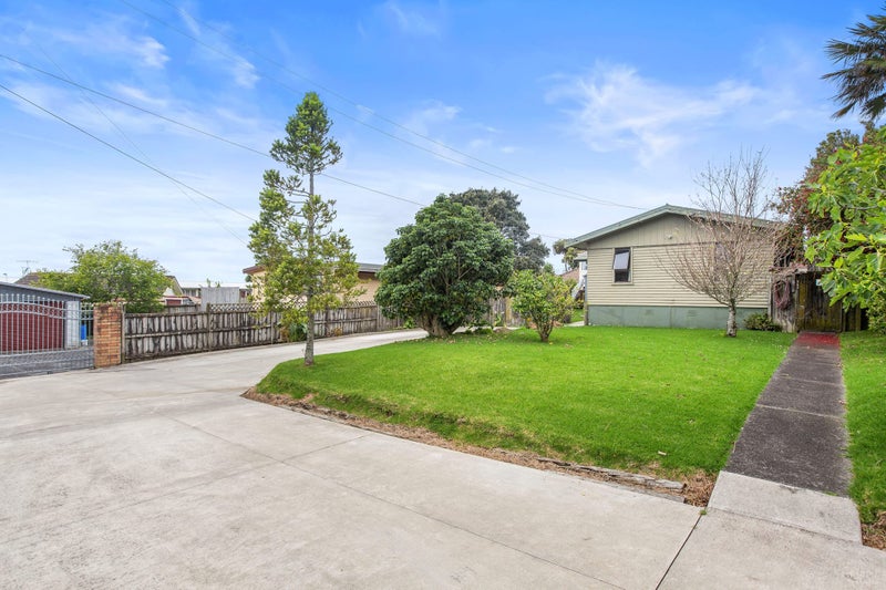 360 Richardson Road, Wesley, Auckland - Carousel 1