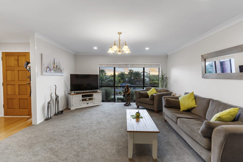 49 Kuripaka Crescent, The Gardens, Auckland - Carousel 2