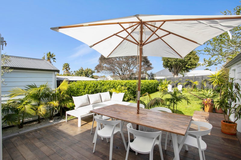 15 Bond Street, Grey Lynn, Auckland - Carousel 2