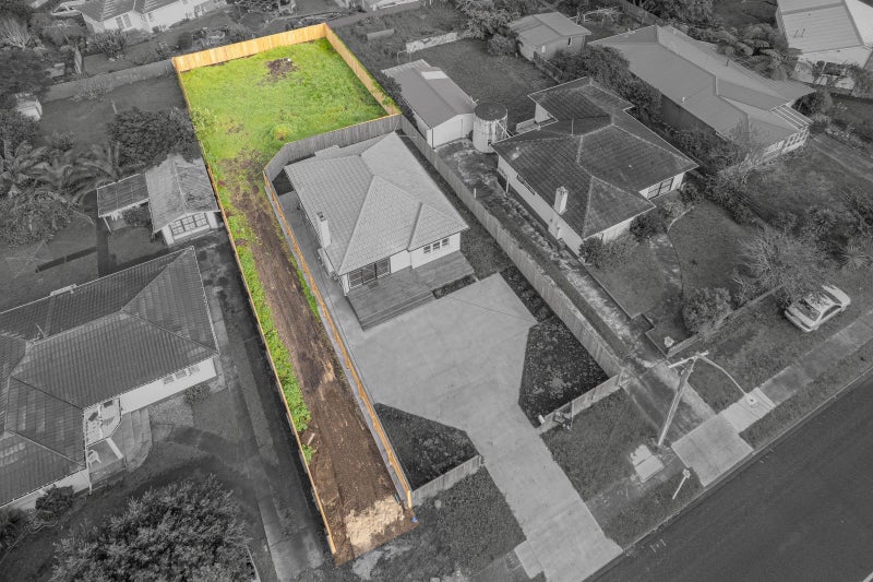 15 Puriri Street, Gonville, Whanganui - Carousel 1