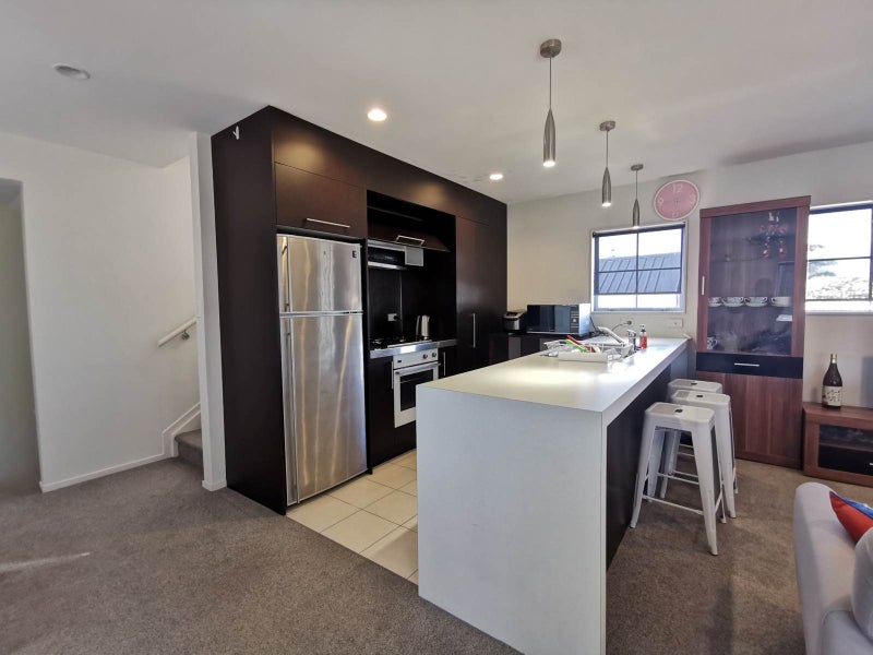 872 Manukau Road, Royal Oak, Auckland - Carousel 2