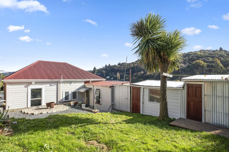 17 Mechanic Street, North East Valley, Dunedin - Carousel 17