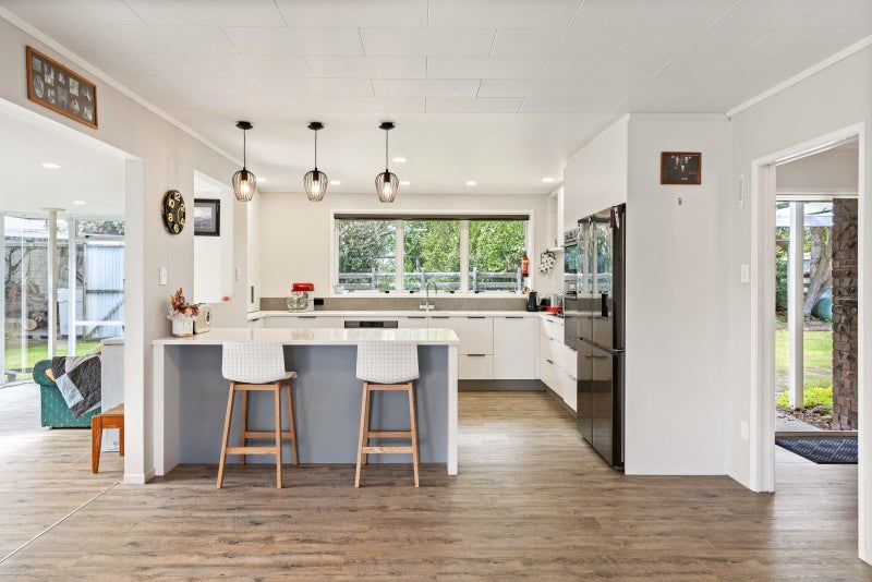 137 Boucher Avenue, Te Puke - Carousel 30