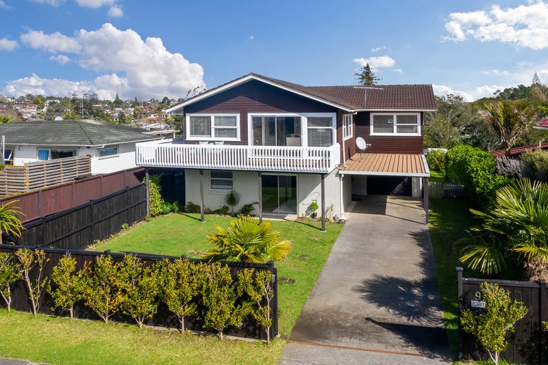 9 Advene Road, Cockle Bay, Auckland - Carousel 1