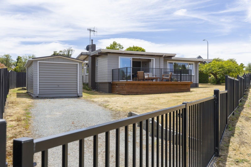 153 Te Heuheu Street, Taupo - Carousel 1