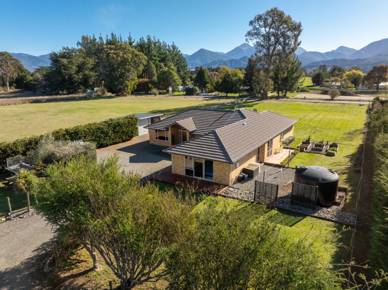 6 Cooper Street, Blenheim - Carousel 2