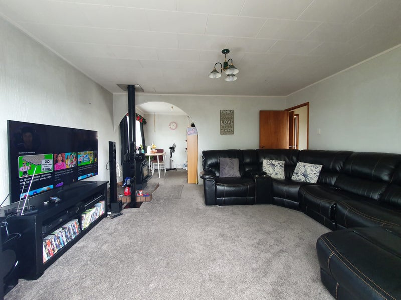 28 Solar Road, Glen Eden, Auckland - Carousel 2
