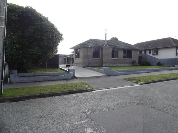 4 Newhaven Street, Burwood, Christchurch - Carousel 1