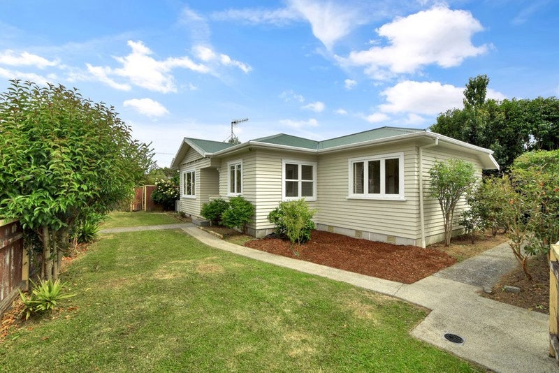 21 Kent Street, Gate Pa, Tauranga - Carousel 2
