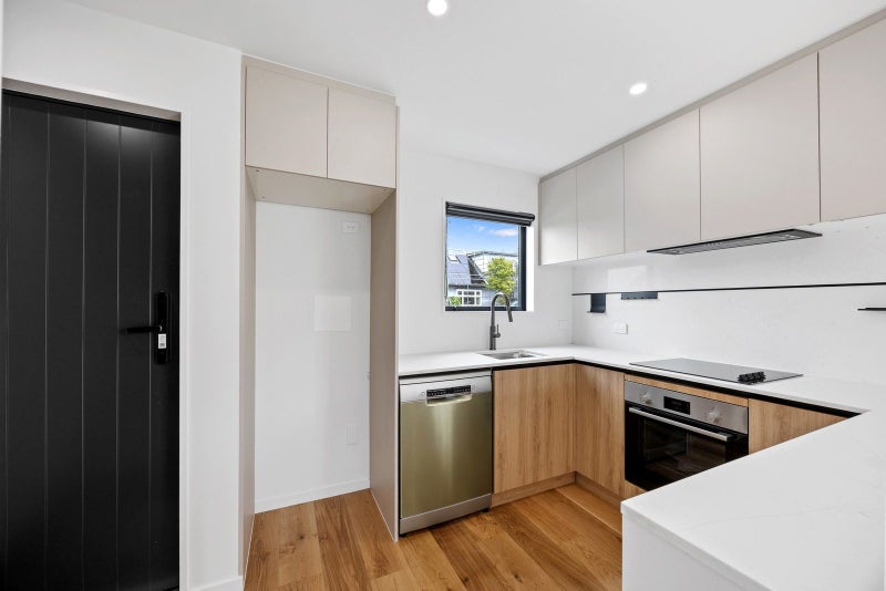 6B Hope Street, Shirley, Christchurch - Carousel 2