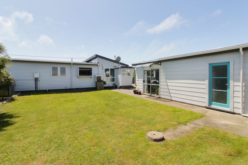 16 Linklater Avenue, Foxton Beach, Foxton - Carousel 21