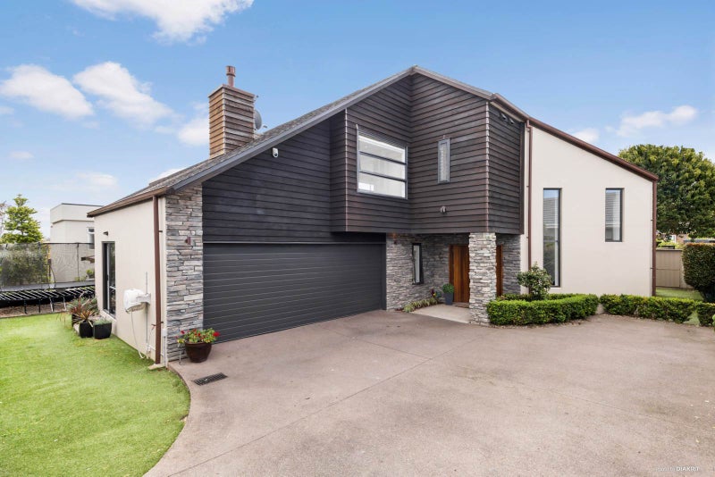 8A Tawa Road, Onehunga, Auckland - Carousel 1