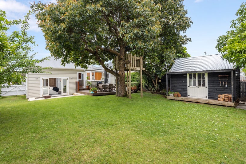 17 Parrish Road, Sandringham, Auckland - Carousel 2