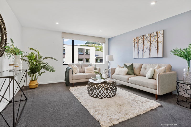 19/8 Thatcher Cres, Crofton Downs, Wellington - Carousel 2