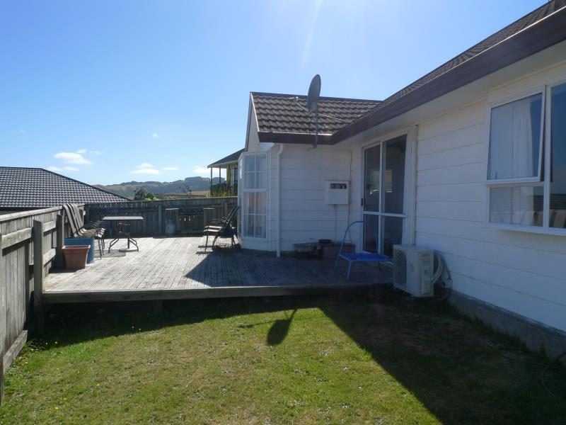 7B Fernwood Court, Woodridge, Wellington - Carousel 1