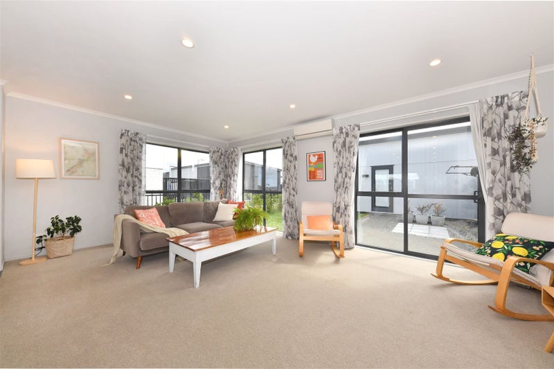 24 Tippet Crescent, Wigram, Christchurch - Carousel 2