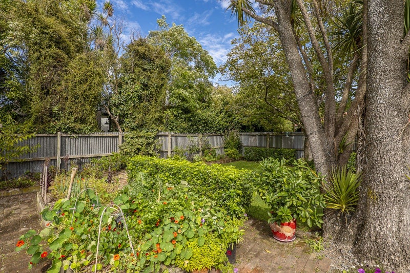 48 Tennyson Street, Sydenham, Christchurch - Carousel 21