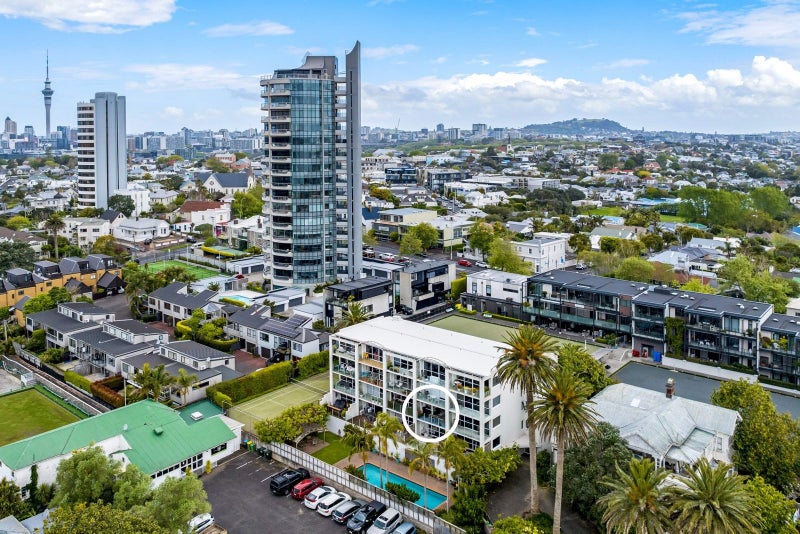 7/3 Hamilton Road, Herne Bay, Auckland - Carousel 16