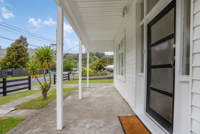 2 Richard Grove, Stokes Valley, Lower Hutt - Carousel 21