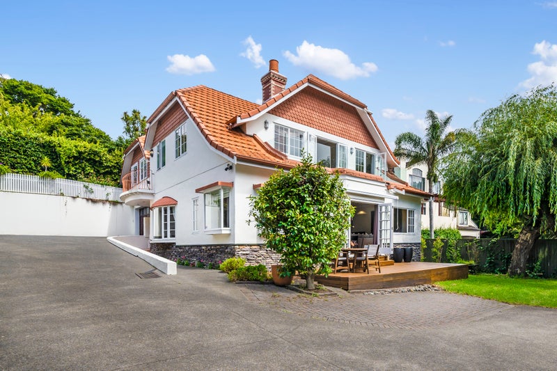 127A Bassett Road, Remuera, Auckland - Carousel 1