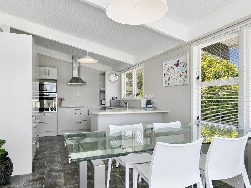 5 Winston Street, Acacia Bay, Taupo - Carousel 2