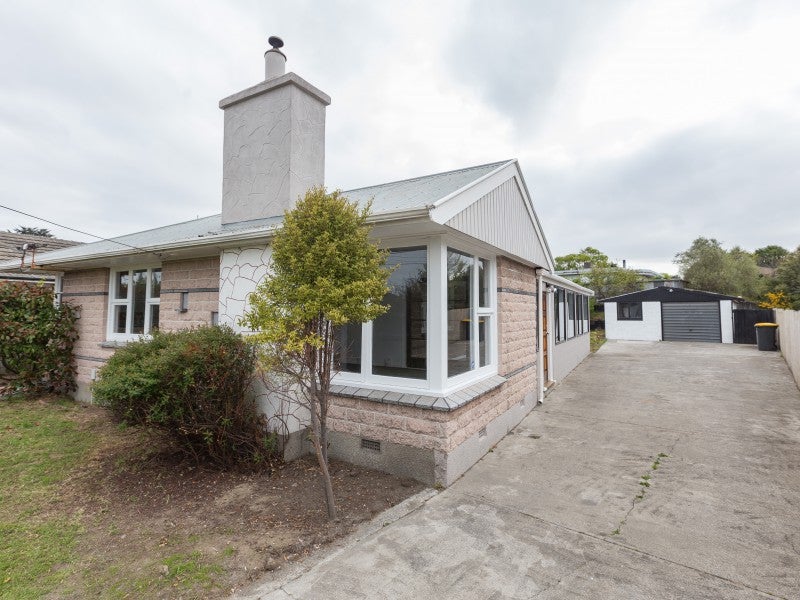 31 Niagara Street, Wainoni, Christchurch - Carousel 1