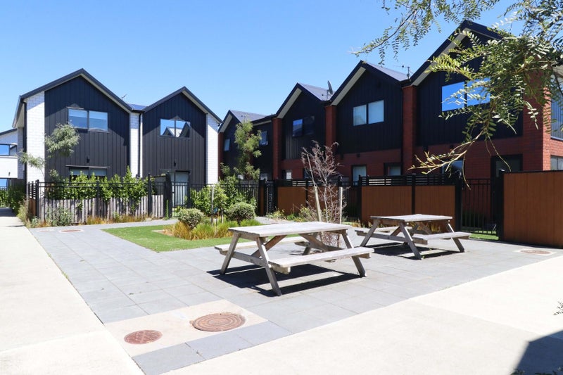 7/16 Biddle Crescent, Taita, Lower Hutt - Carousel 11