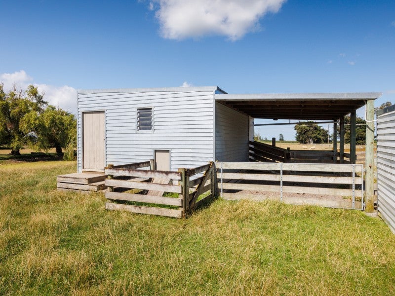 226 Waughs Road, Bunnythorpe, Feilding - Carousel 26