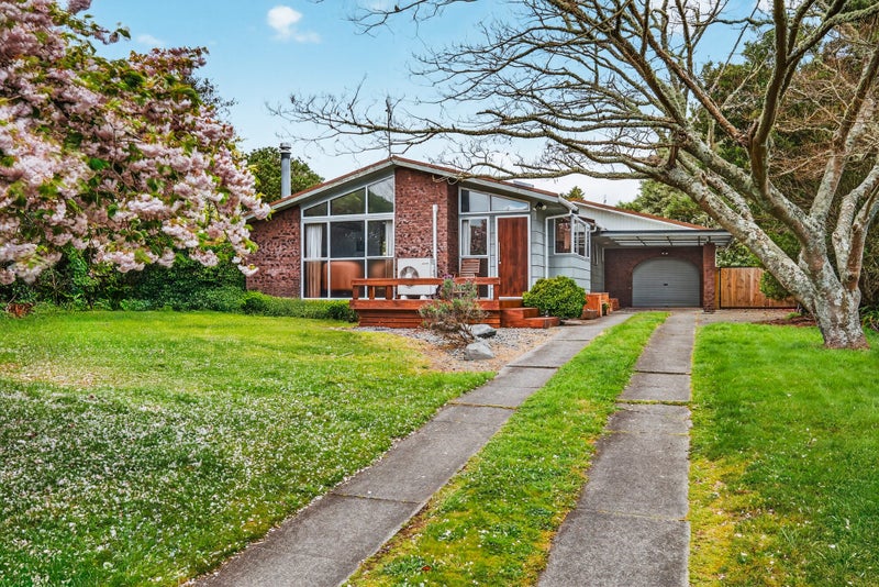 84 Hinemoa Avenue, Taupo - Carousel 1