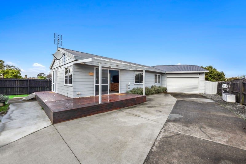 23 Horlicks Place, Randwick Park, Auckland - Carousel 1