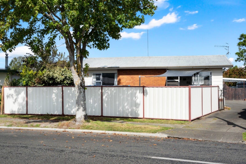 1/41 Lyttelton Crescent, TAMATEA, NAPIER - Carousel 11