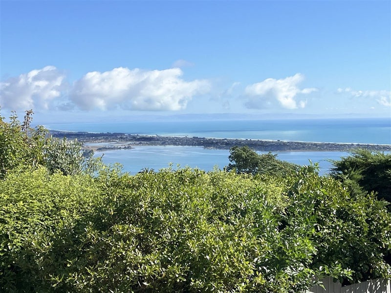 2/5A Madeley Road, Mount Pleasant, Christchurch - Carousel 2