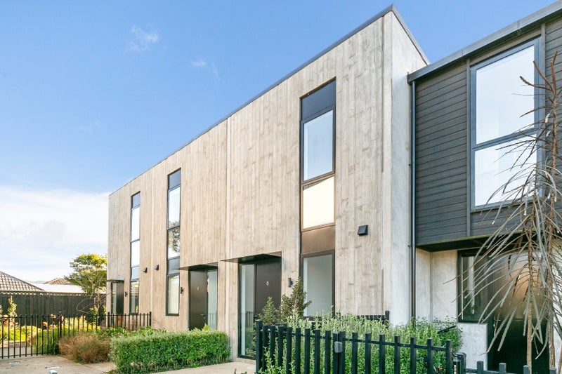 15 Te Ara O Paetutu, Petone, Lower Hutt - Carousel 14