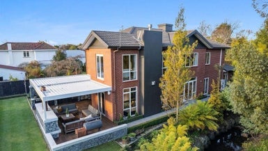 17A Hamilton Avenue, Ilam, Christchurch - Carousel 1