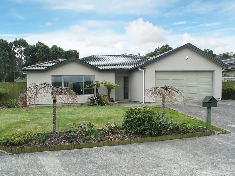 11 Abel Glen, Aotea, Porirua - Carousel 2
