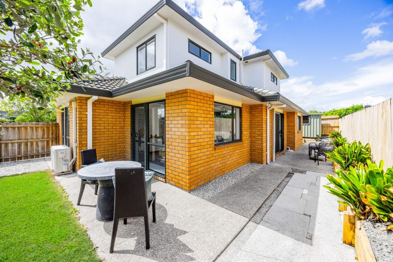 10 Feeny Crescent, East Tamaki, Auckland - Carousel 2