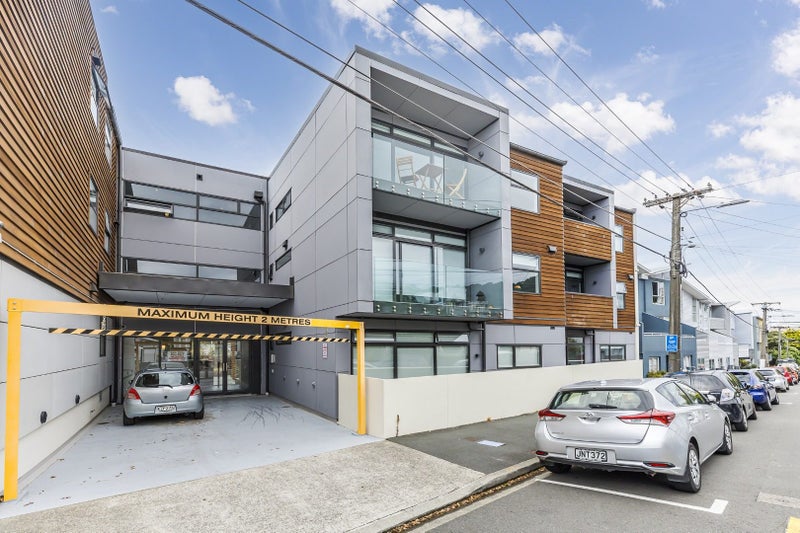 211/181 Tasman Street, Mount Cook, Wellington - Carousel 11
