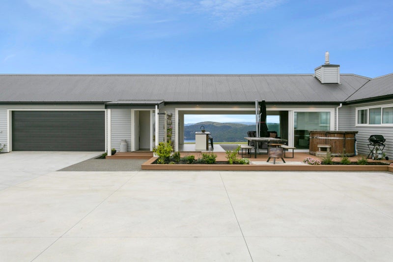 48 Edge Hill, Taupo - Carousel 2