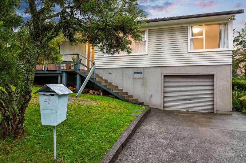 42 Rehia Road, Massey, Auckland - Carousel 2