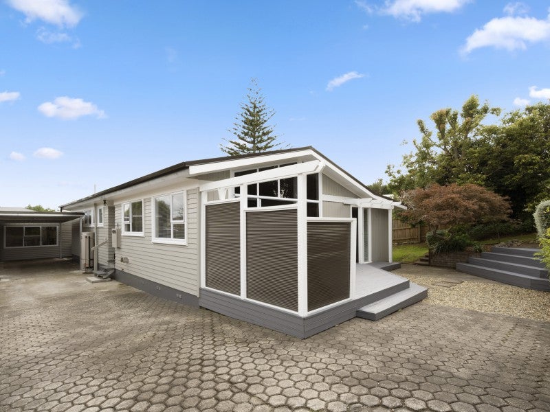 17 Durham Avenue, Welbourn, New Plymouth - Carousel 1