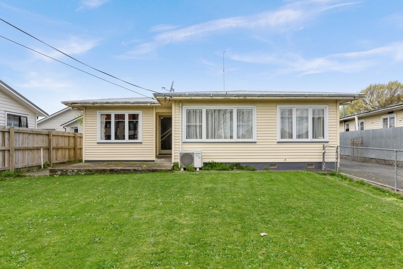 13 Percy Spiller Avenue, Maraenui, Napier - Carousel 11