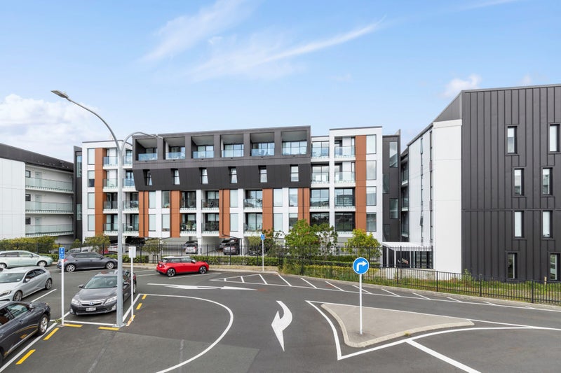 211/19 Rawene Road, Birkenhead, Auckland - Carousel 2