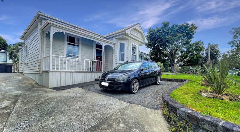 77 Paice Avenue, Sandringham, Auckland - Carousel 2